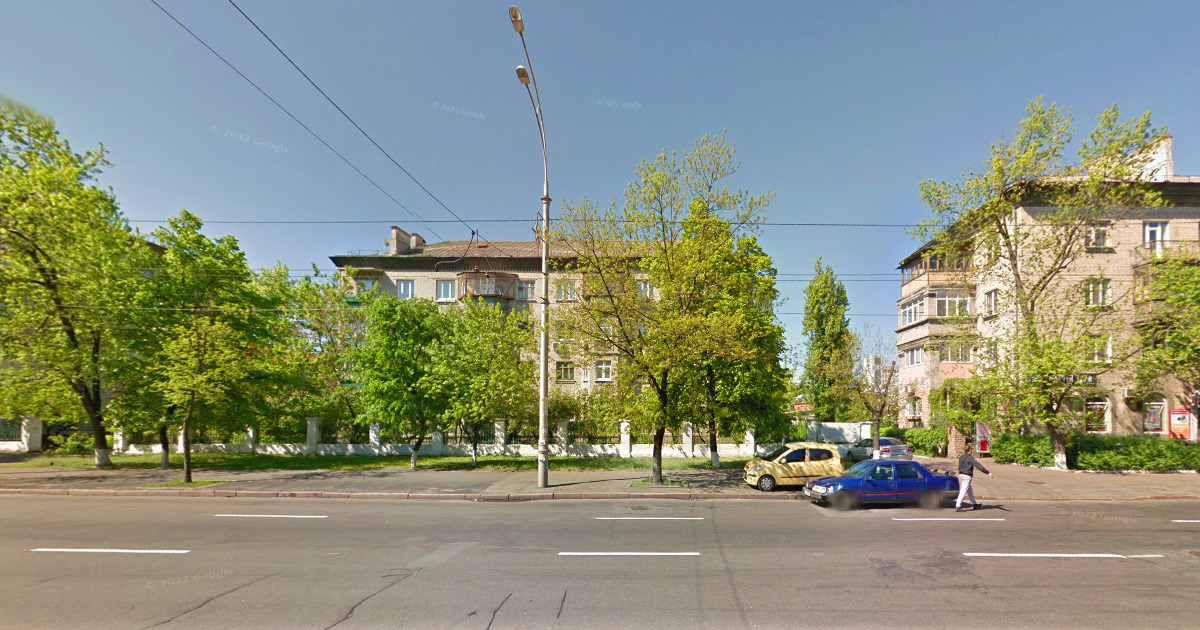 Київ, 02100, вул. Будівельників, 41, прим. 15